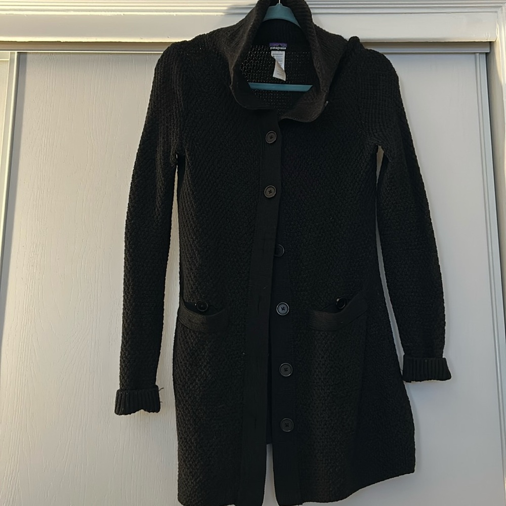 Patagonia, thigh length sweater coat